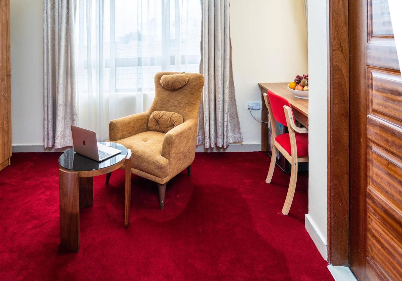 Burch'S Resort ナイバシャ エクステリア 写真