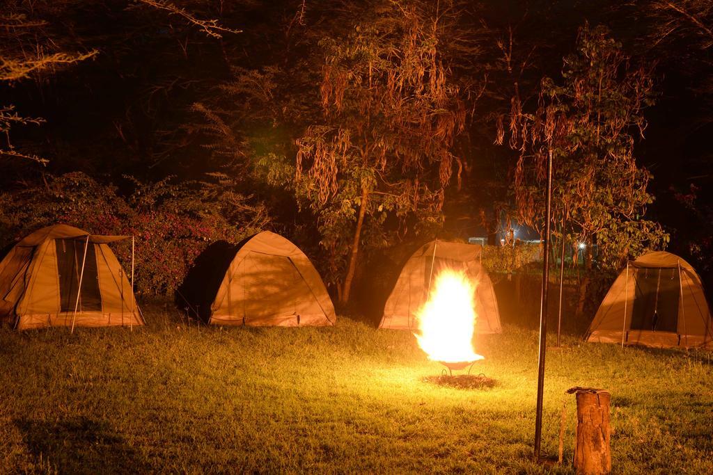 Burch'S Resort ナイバシャ エクステリア 写真